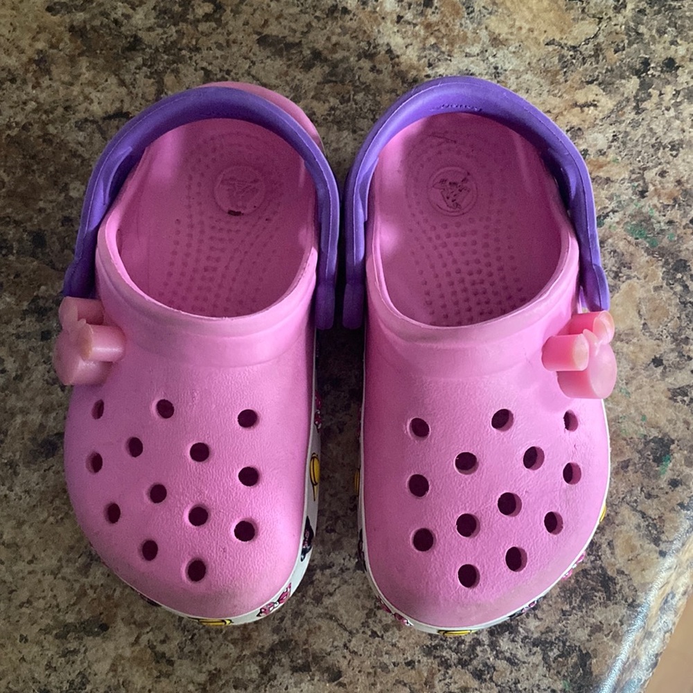 Minnie crocs